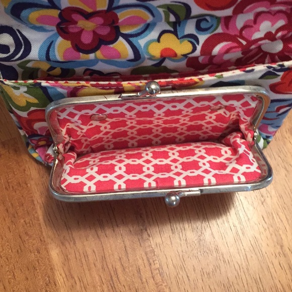 Vera Bradley Wallet - Picture 4 of 5